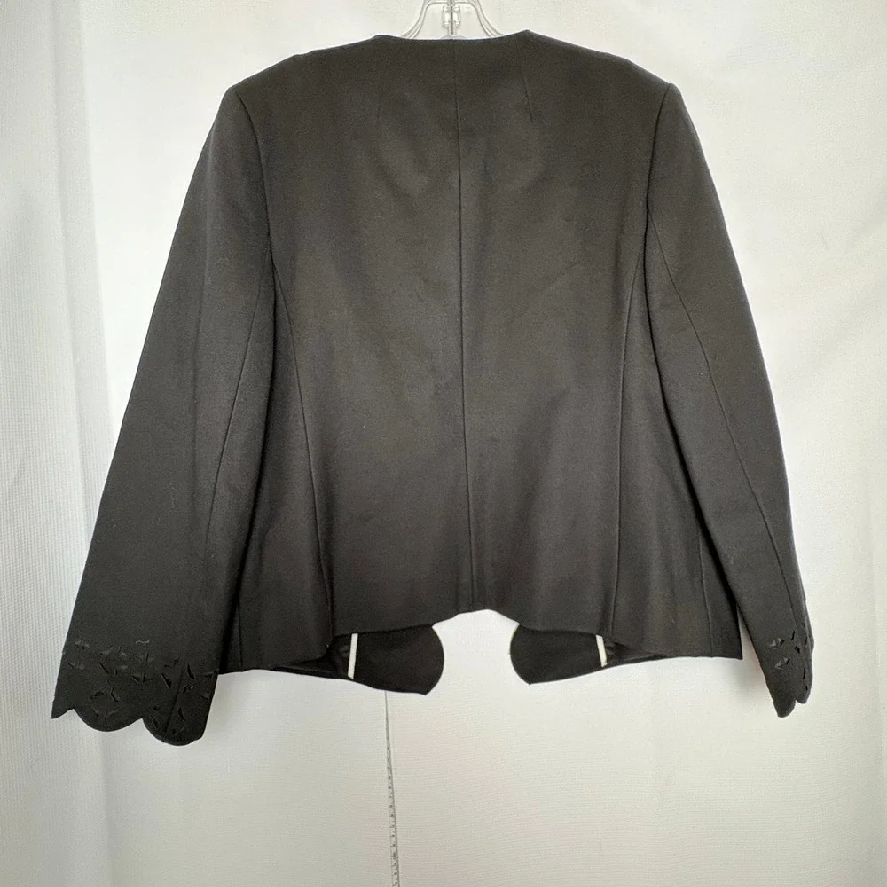 Banana Republic Black Laser Cut Scalloped Blazer Jacket‎ Womens Size 14 Classic